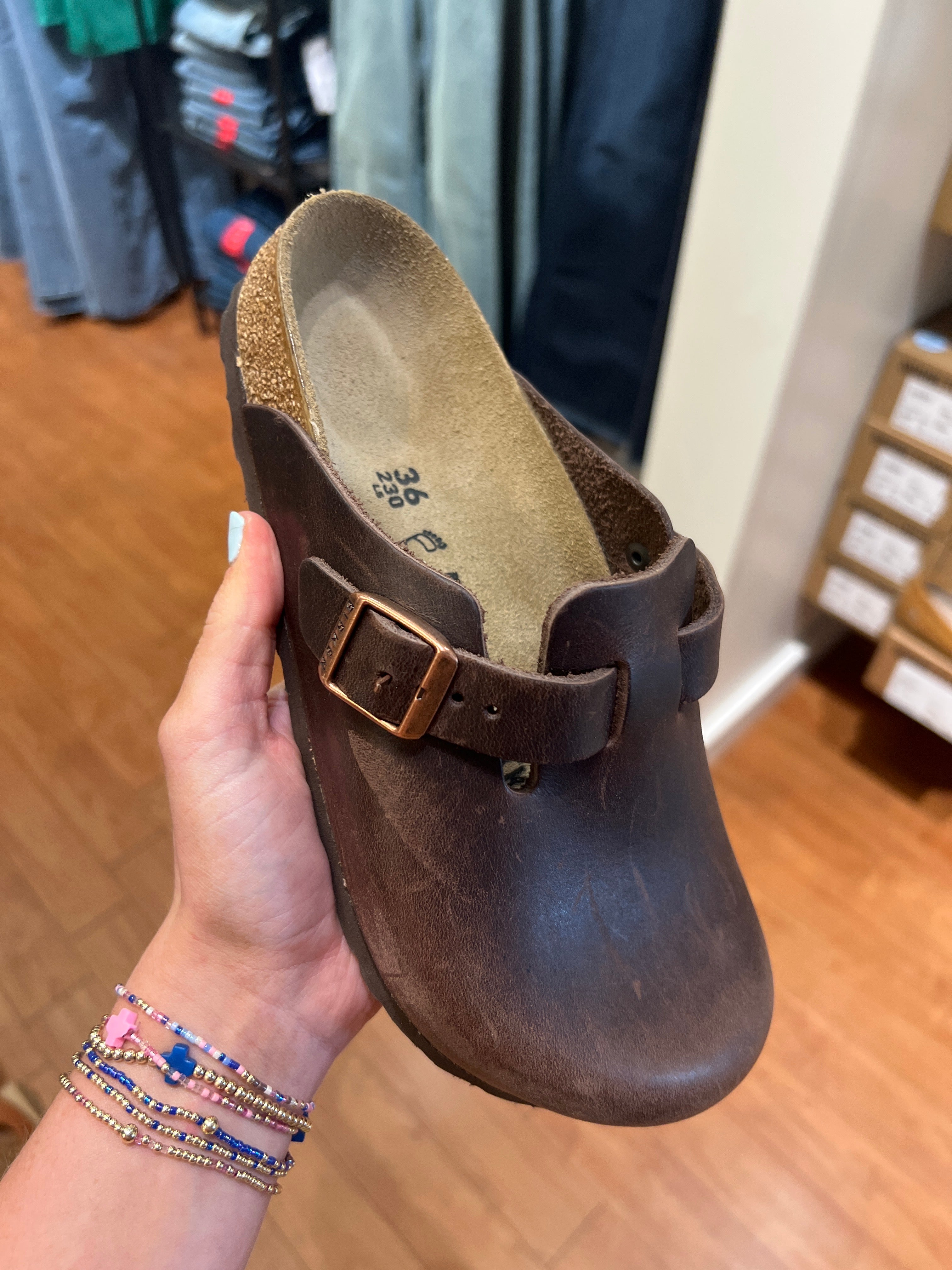 BOSTON HABANA LEATHER