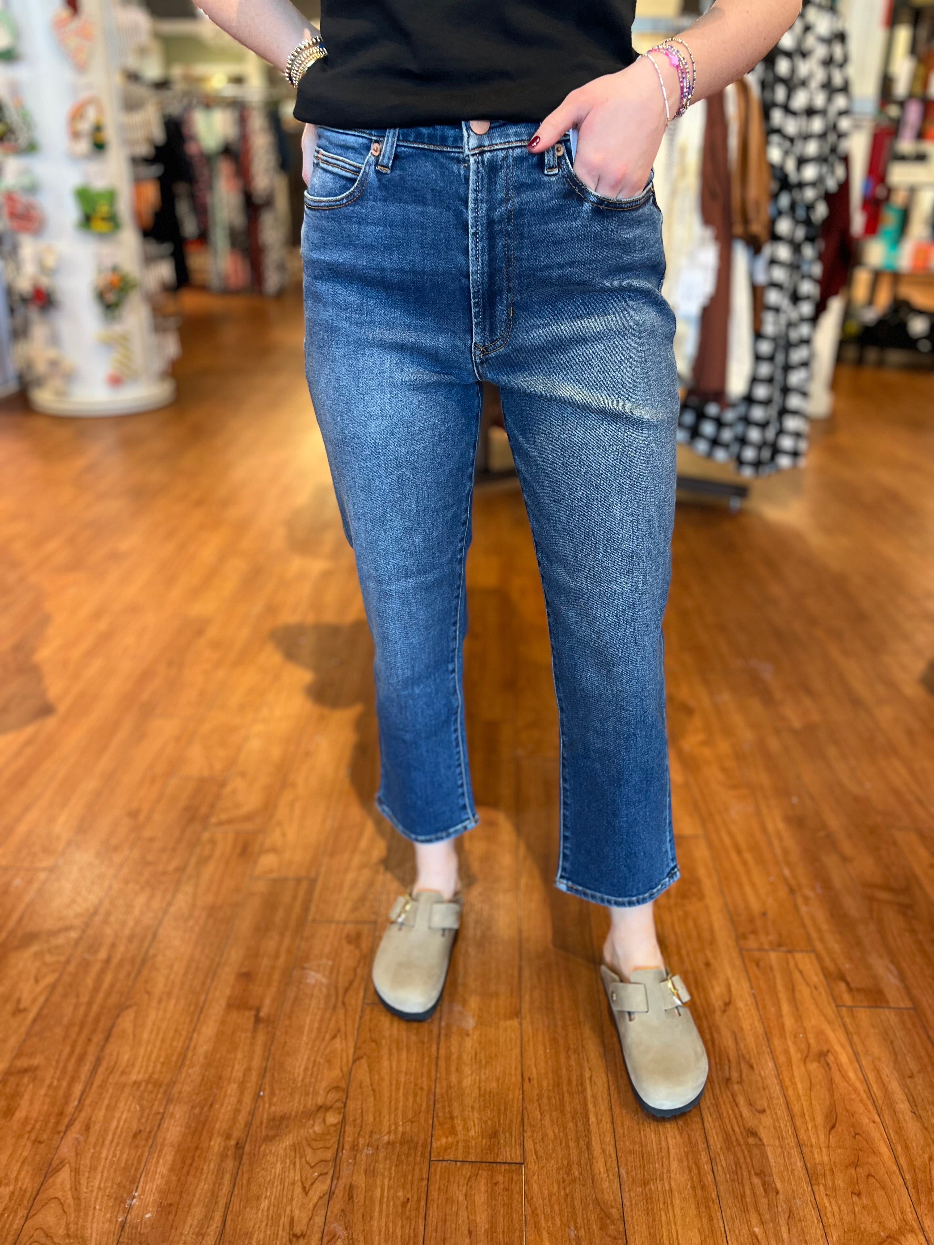 Frankie Cropped - Midtown