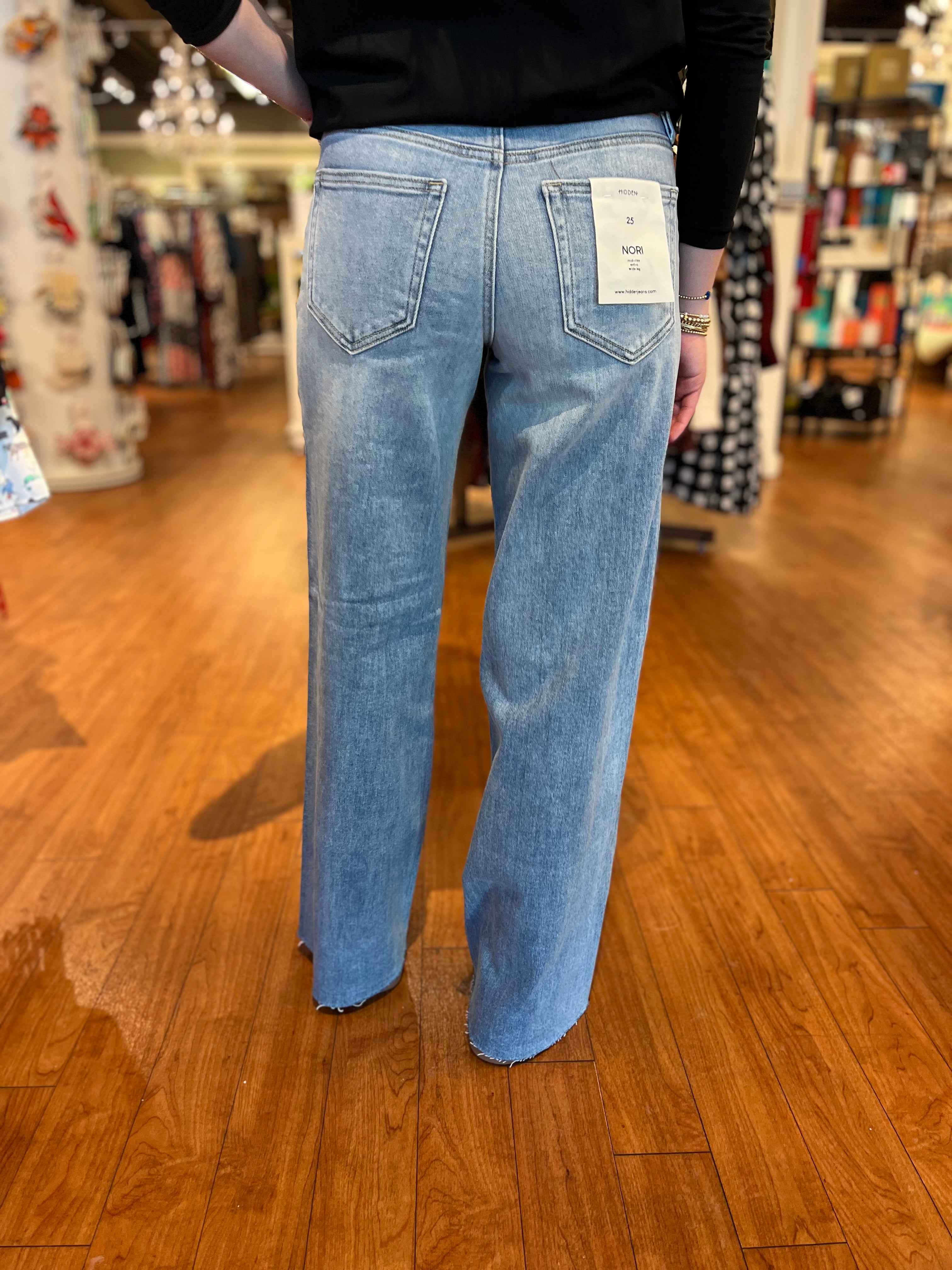 Nori Extra Wide Leg - Medium Light