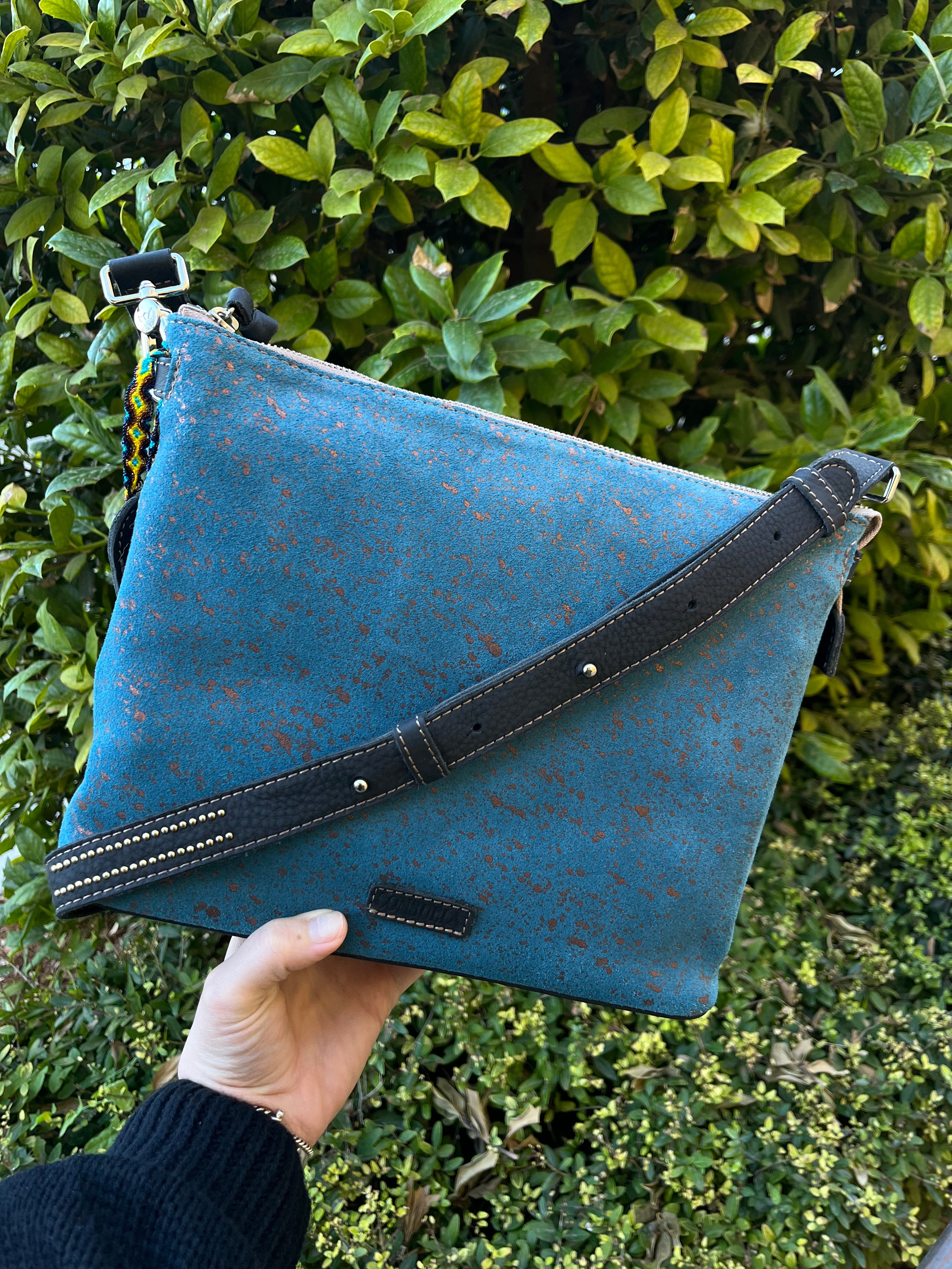 Downtown Crossbody, Nilo