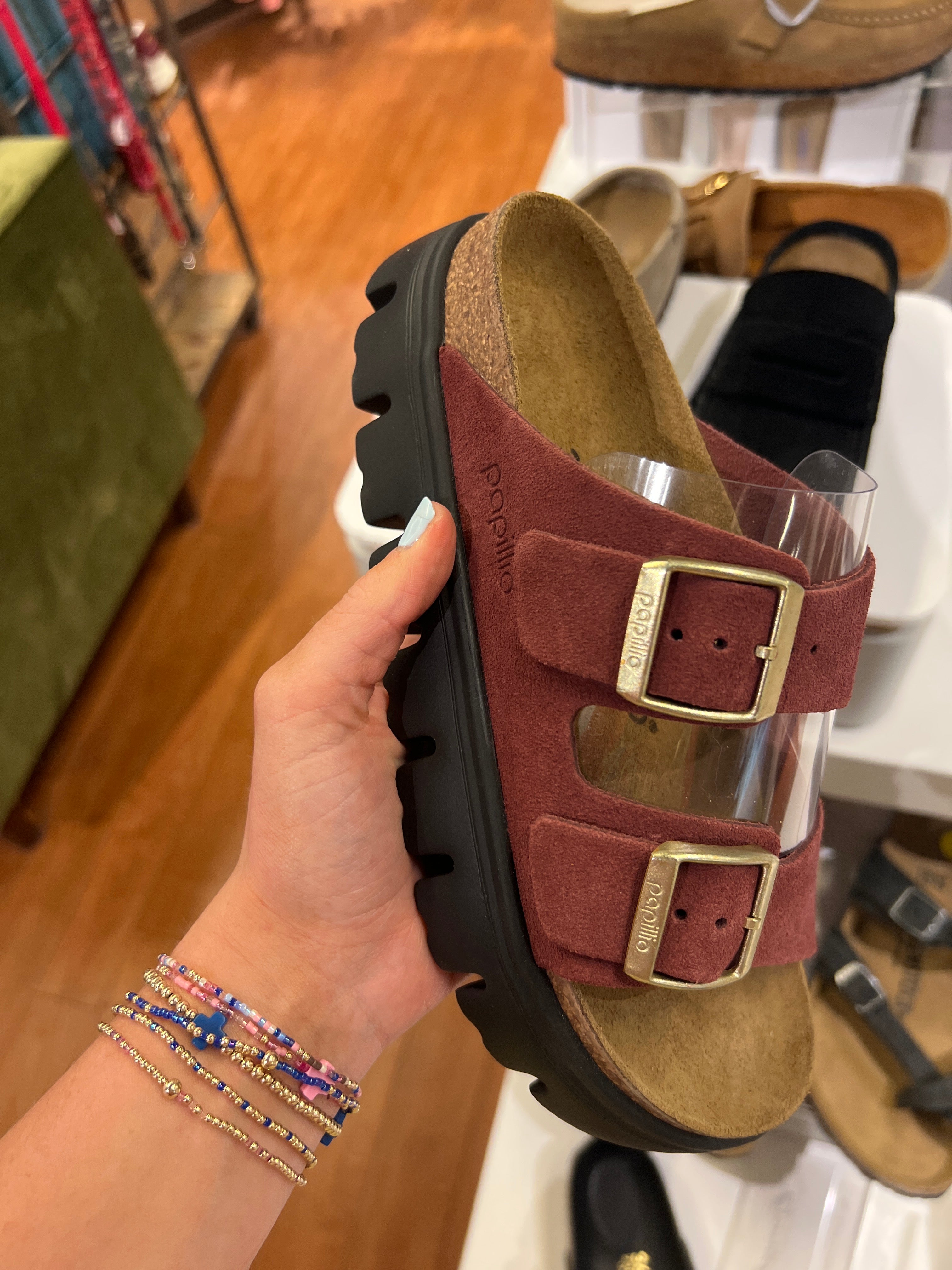 Arizona Chunky Suede Zinfandel Black N