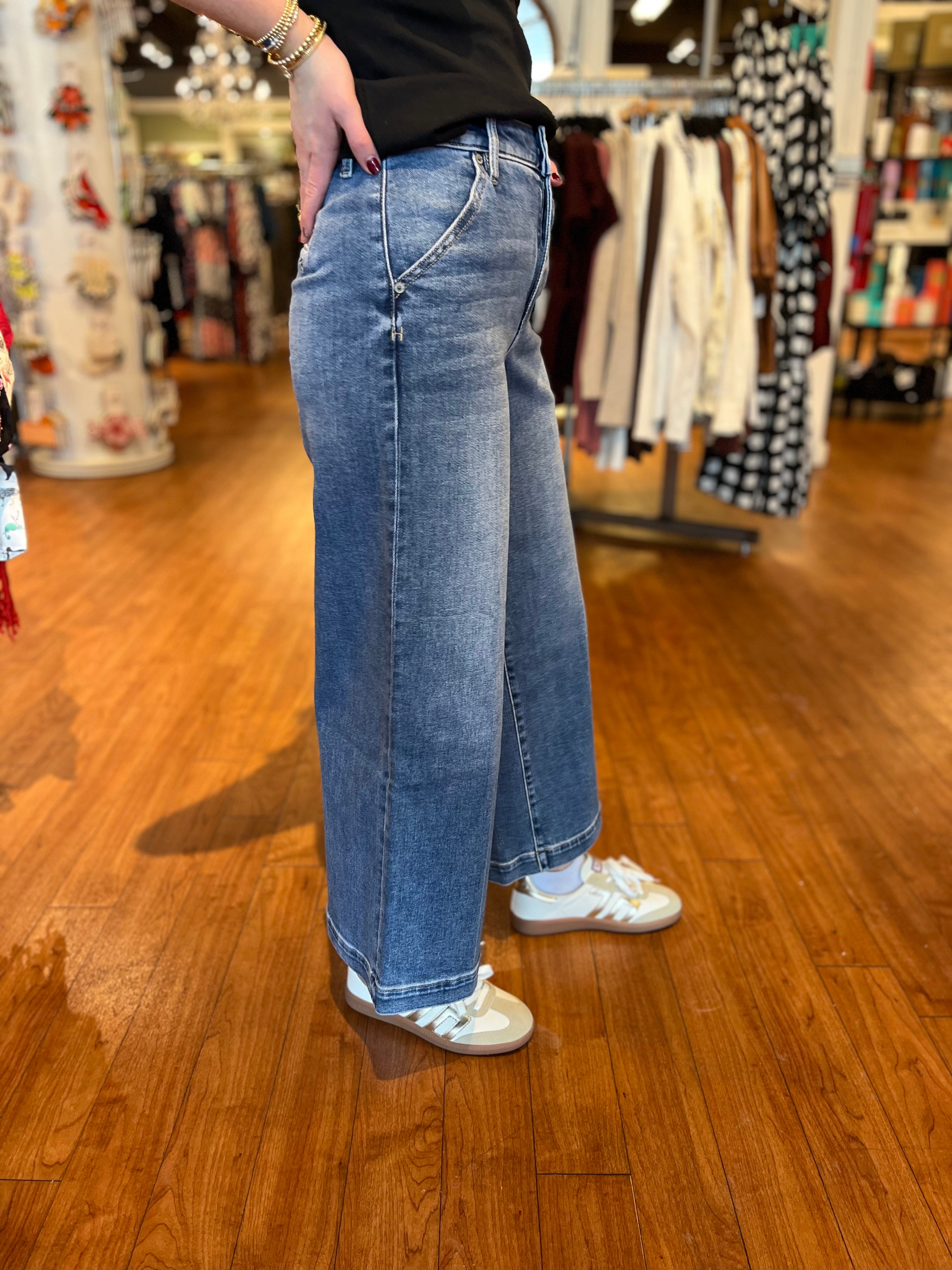 Nori Cropped Trouser - Dark Blue