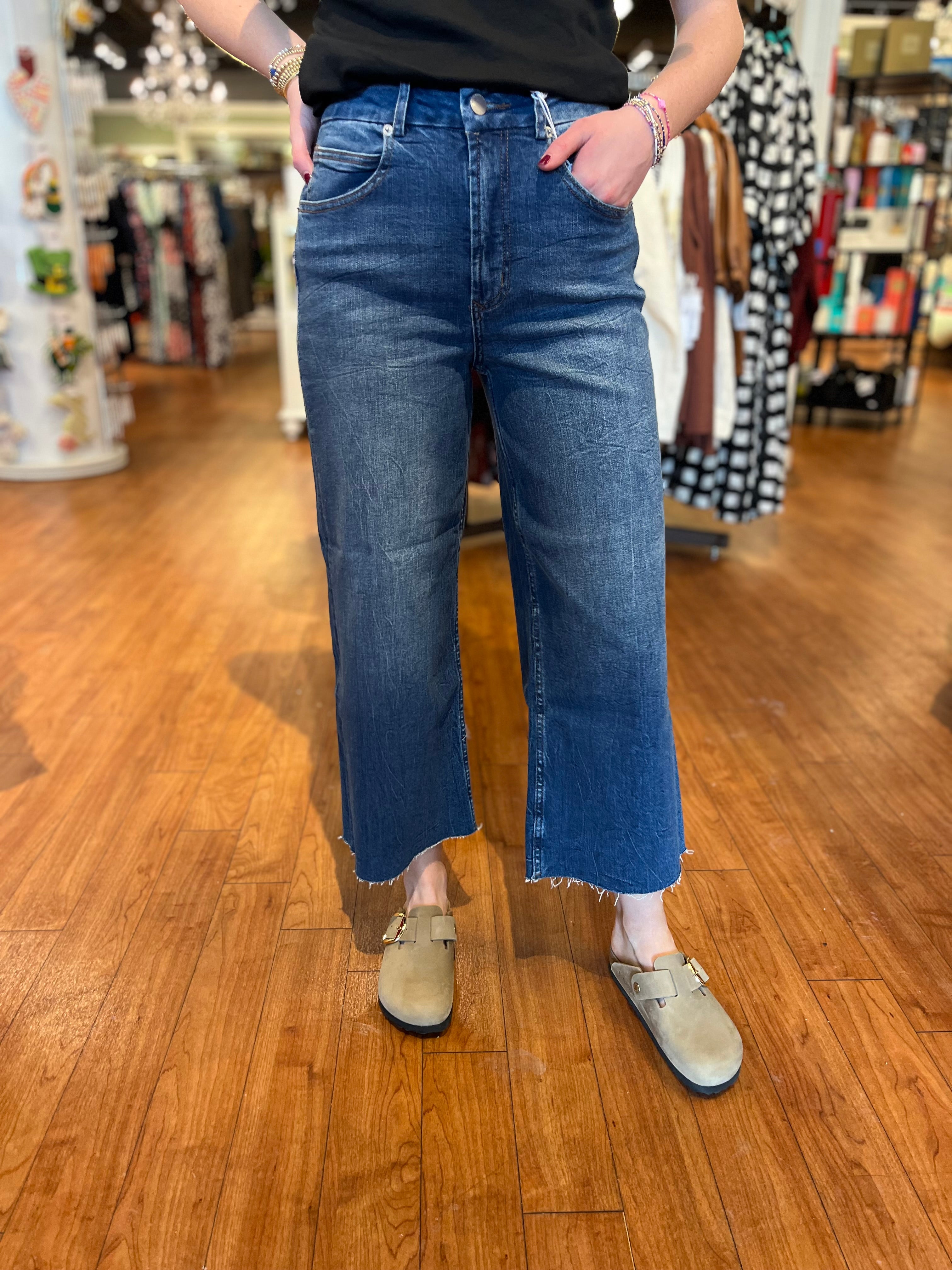 Audrey Cropped - Meeru