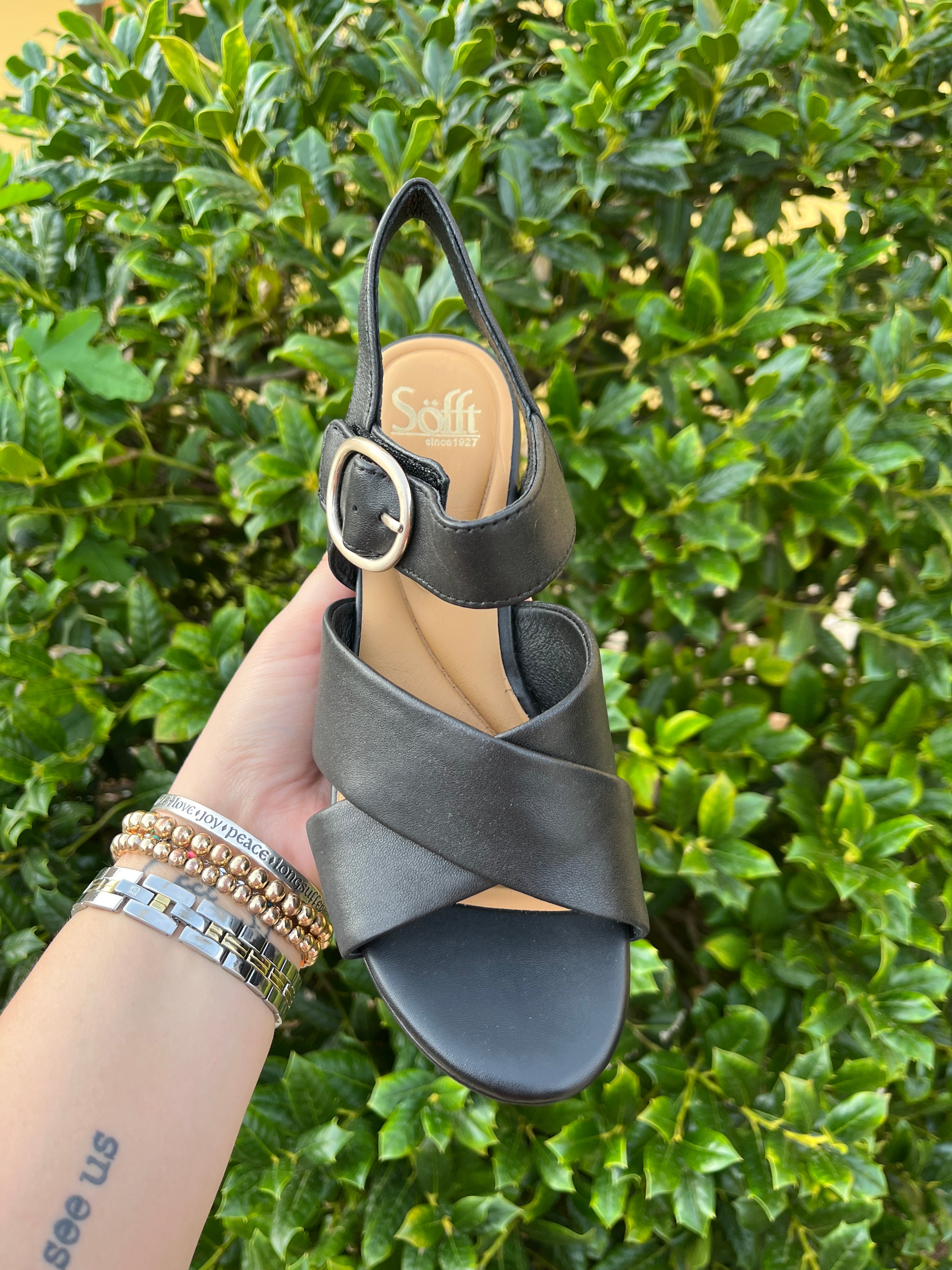 Lizzie Platform Heel