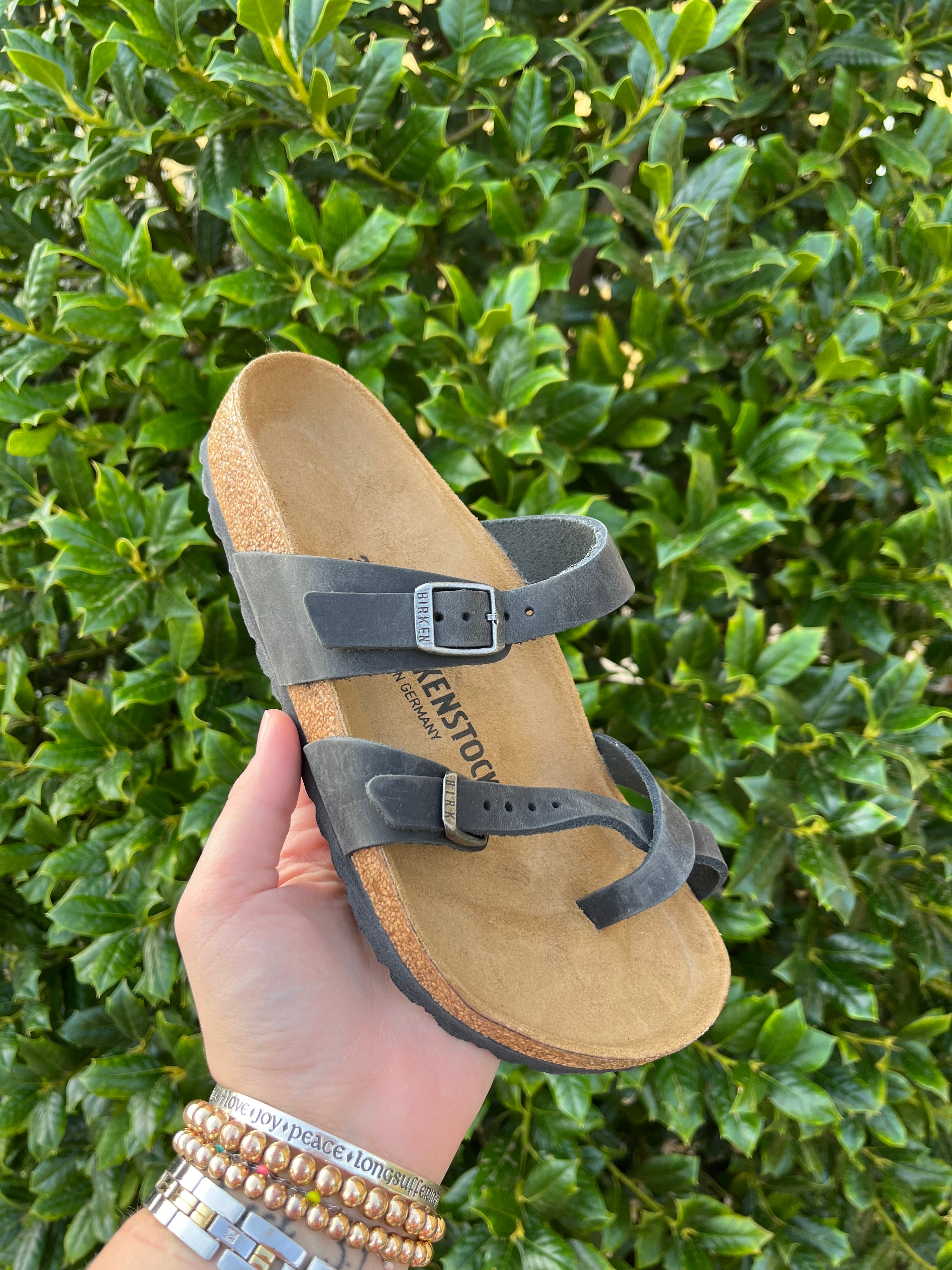 Mayari - Black Oil Leather