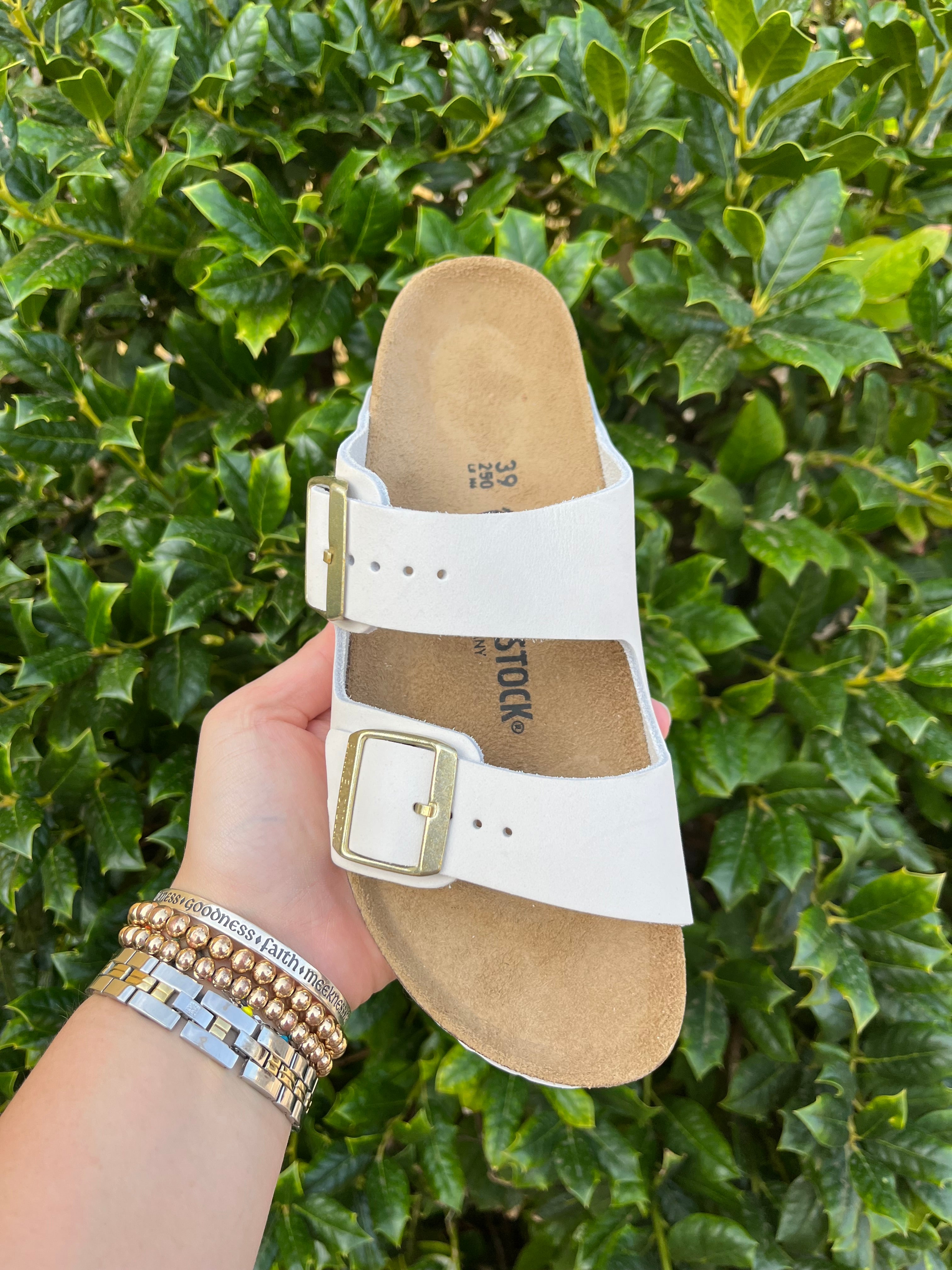 Arizona - Antique White