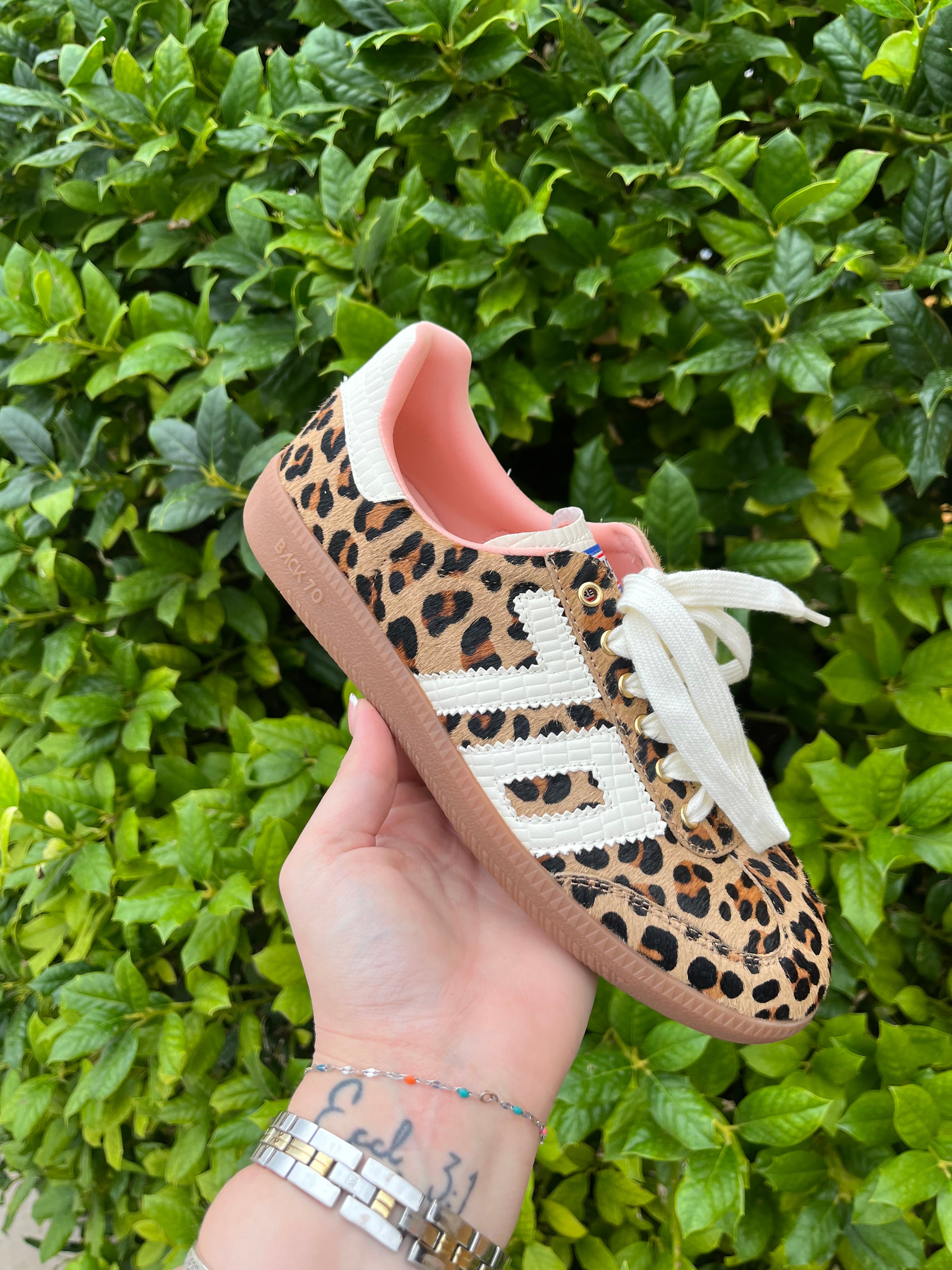 Back 70- Cloud - Leopard Camel