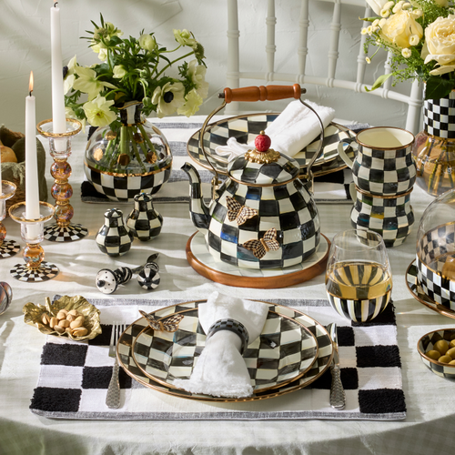 courtly check dinner plate