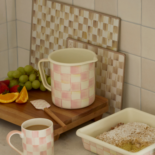 rosy check 7 cup measuring cup