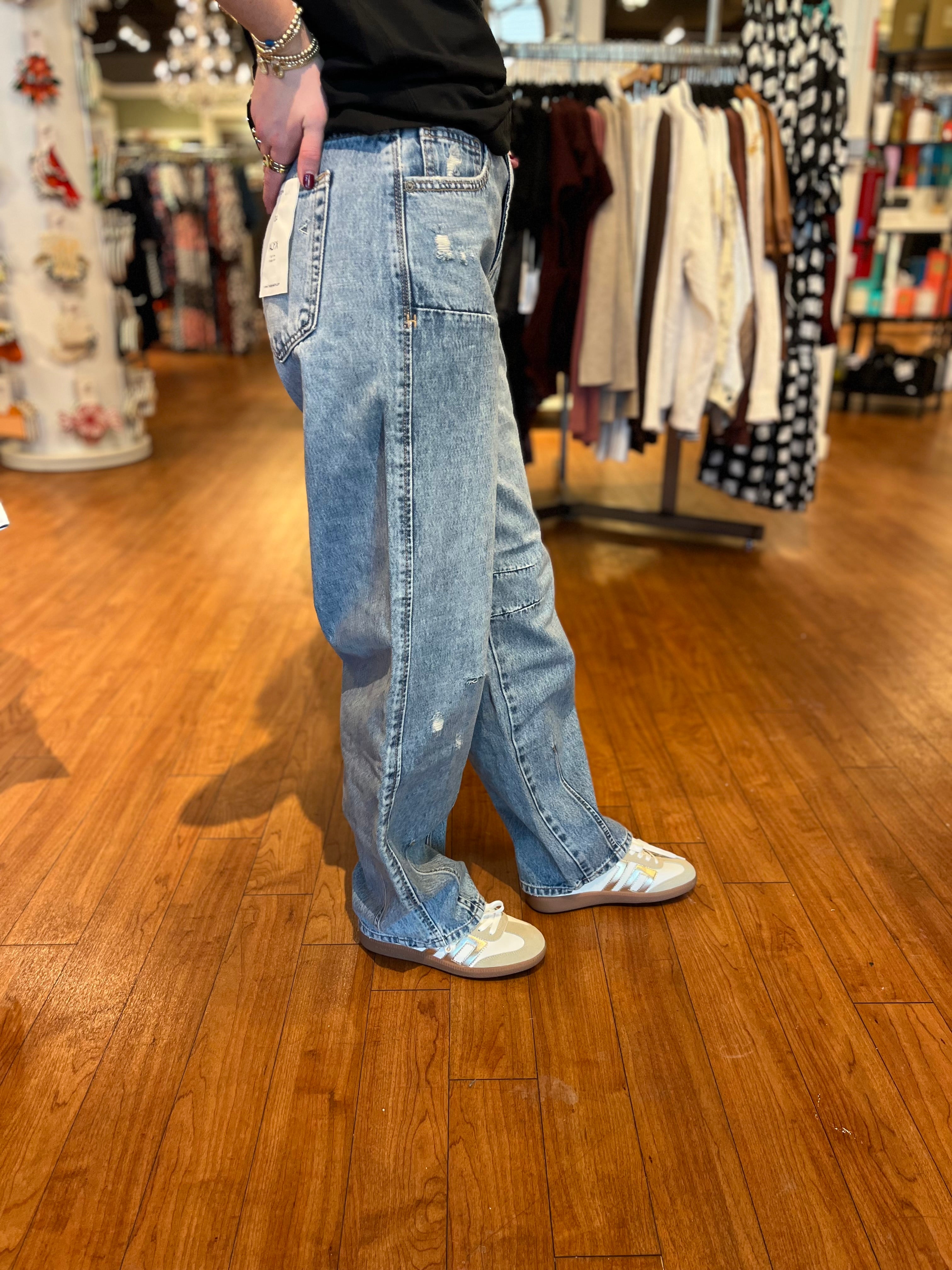 Alyx Baggy Jean - Medium Dark