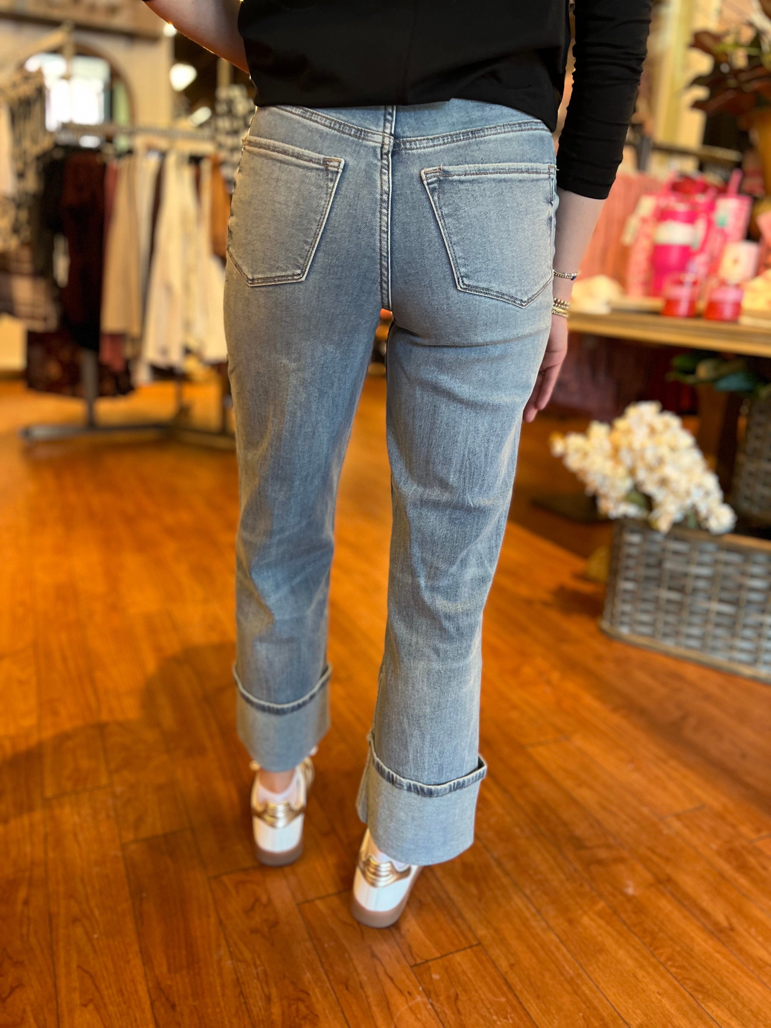 Holly Cuffed Hem - Pioneer Valley