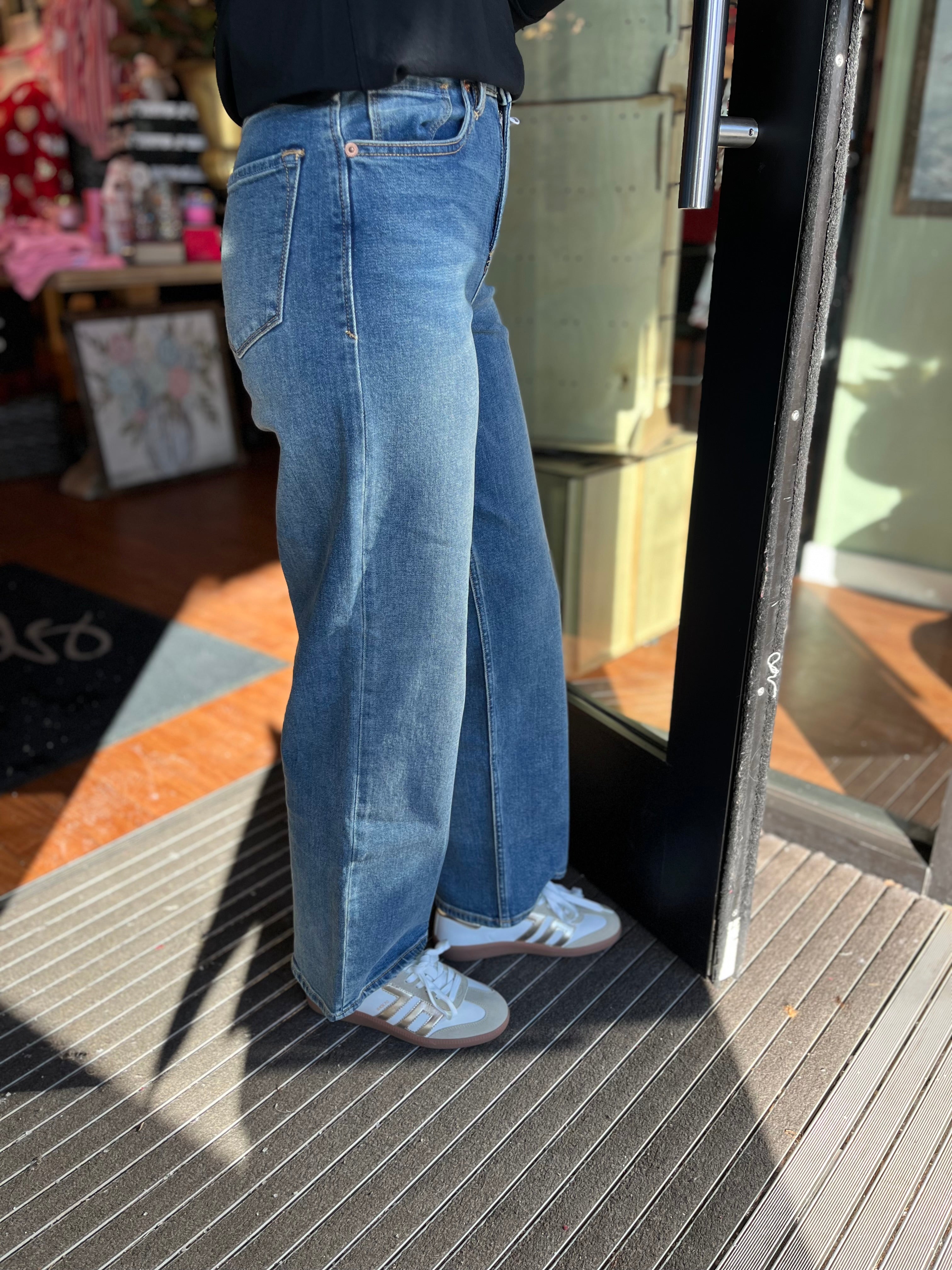 Holly Clean Hem - Falcon Blue