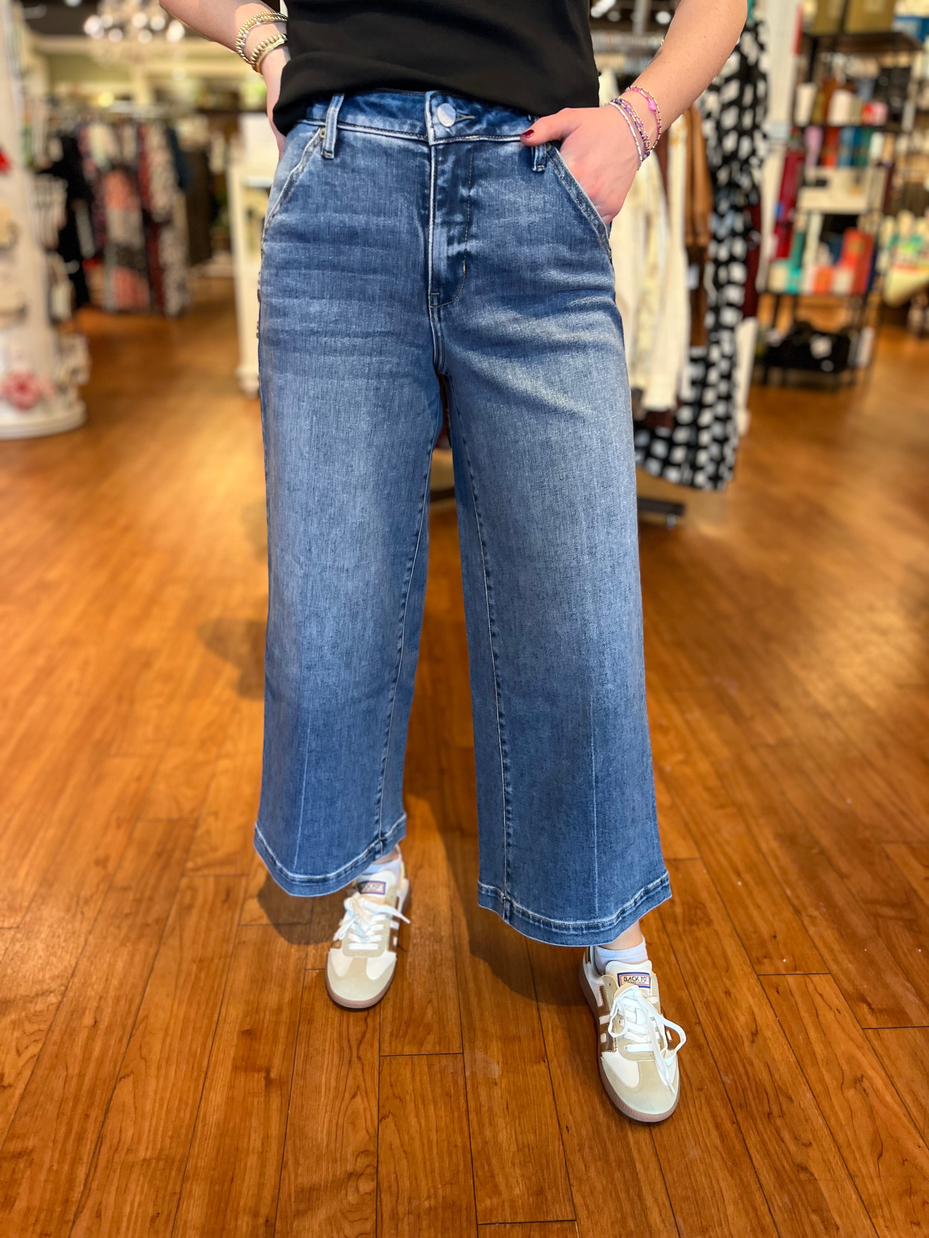 Nori Cropped Trouser - Dark Blue