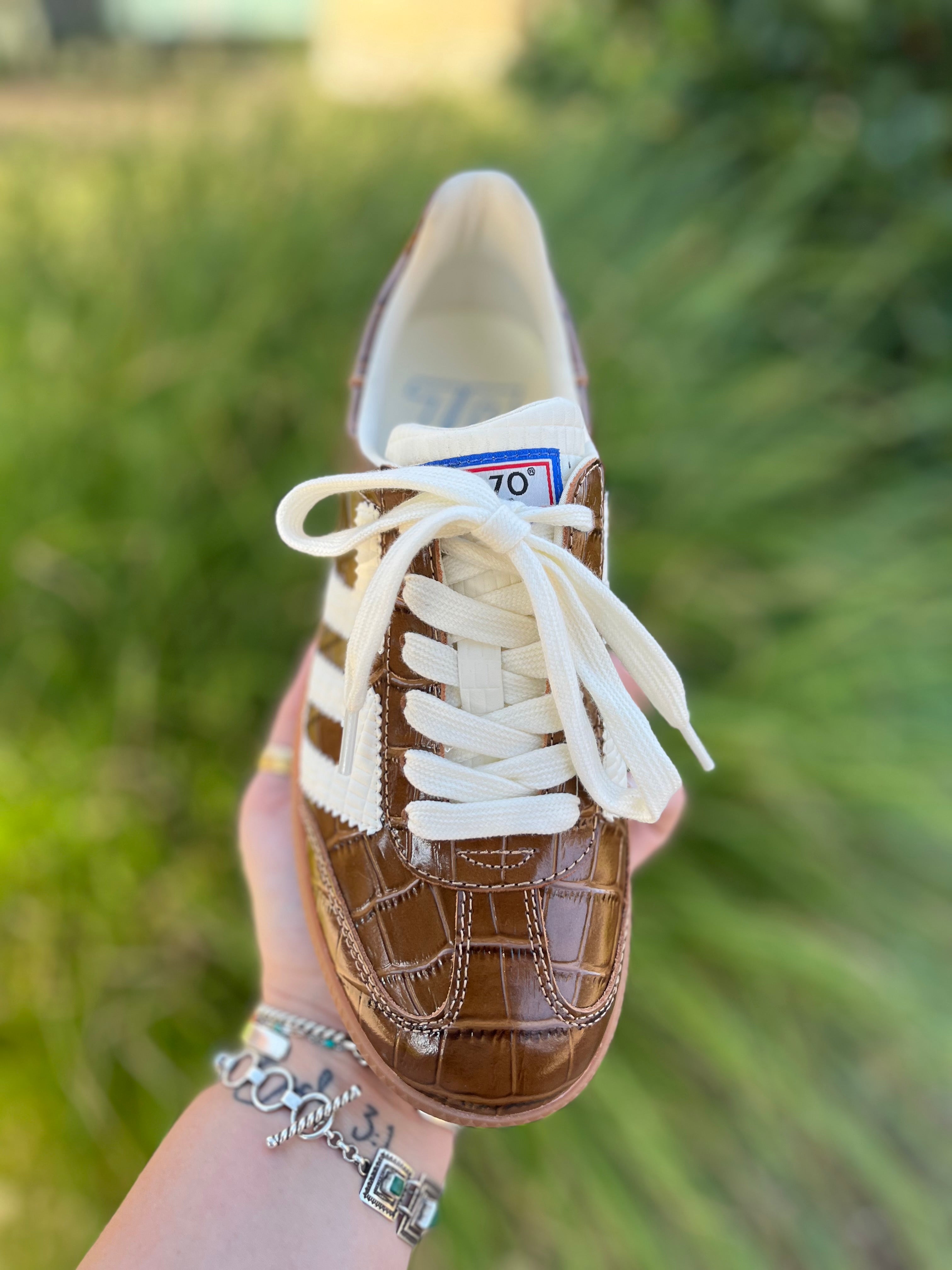 Cloud K - Brown Milk