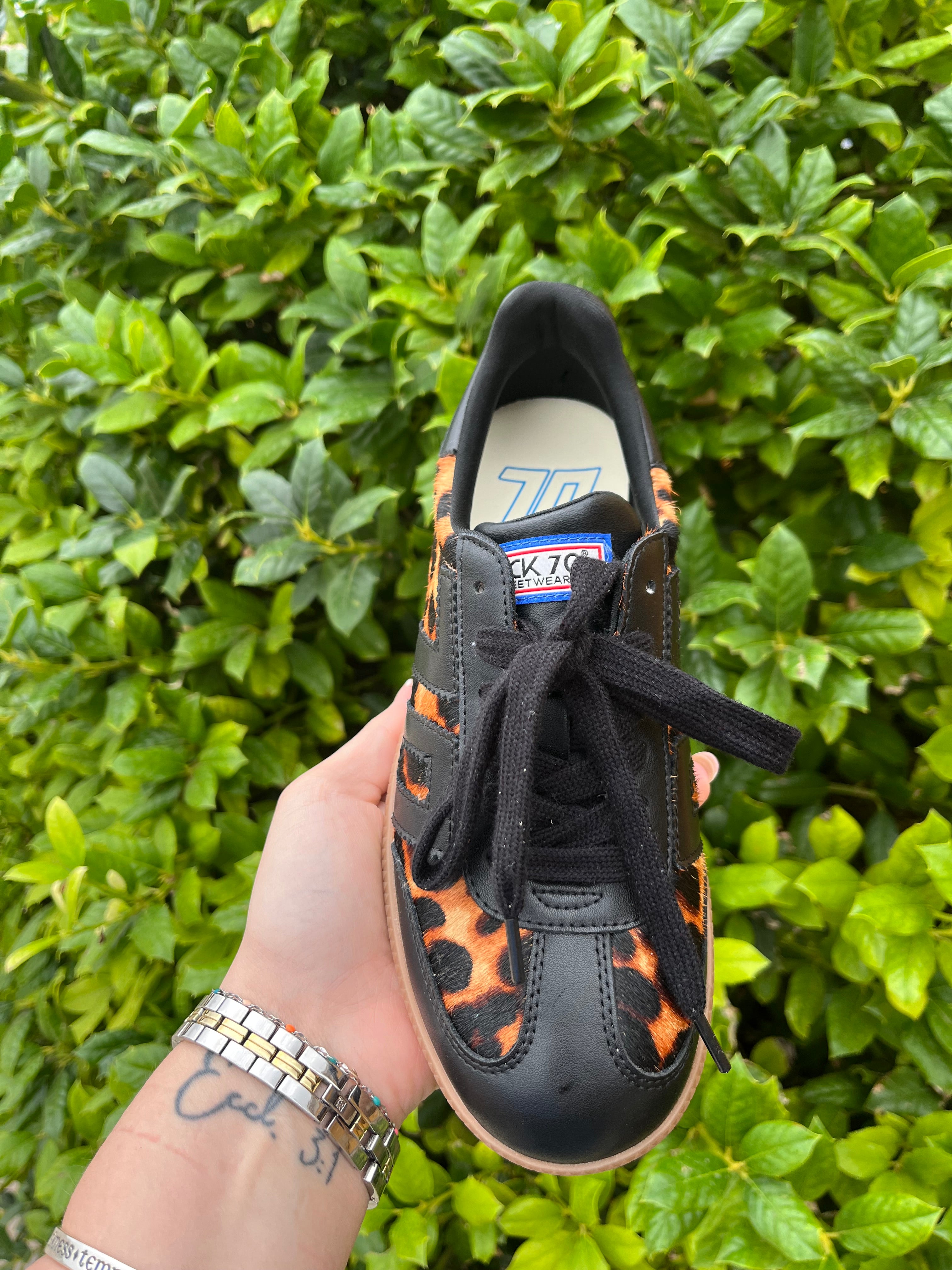 Back 70 - Cloud P - Leopard Black