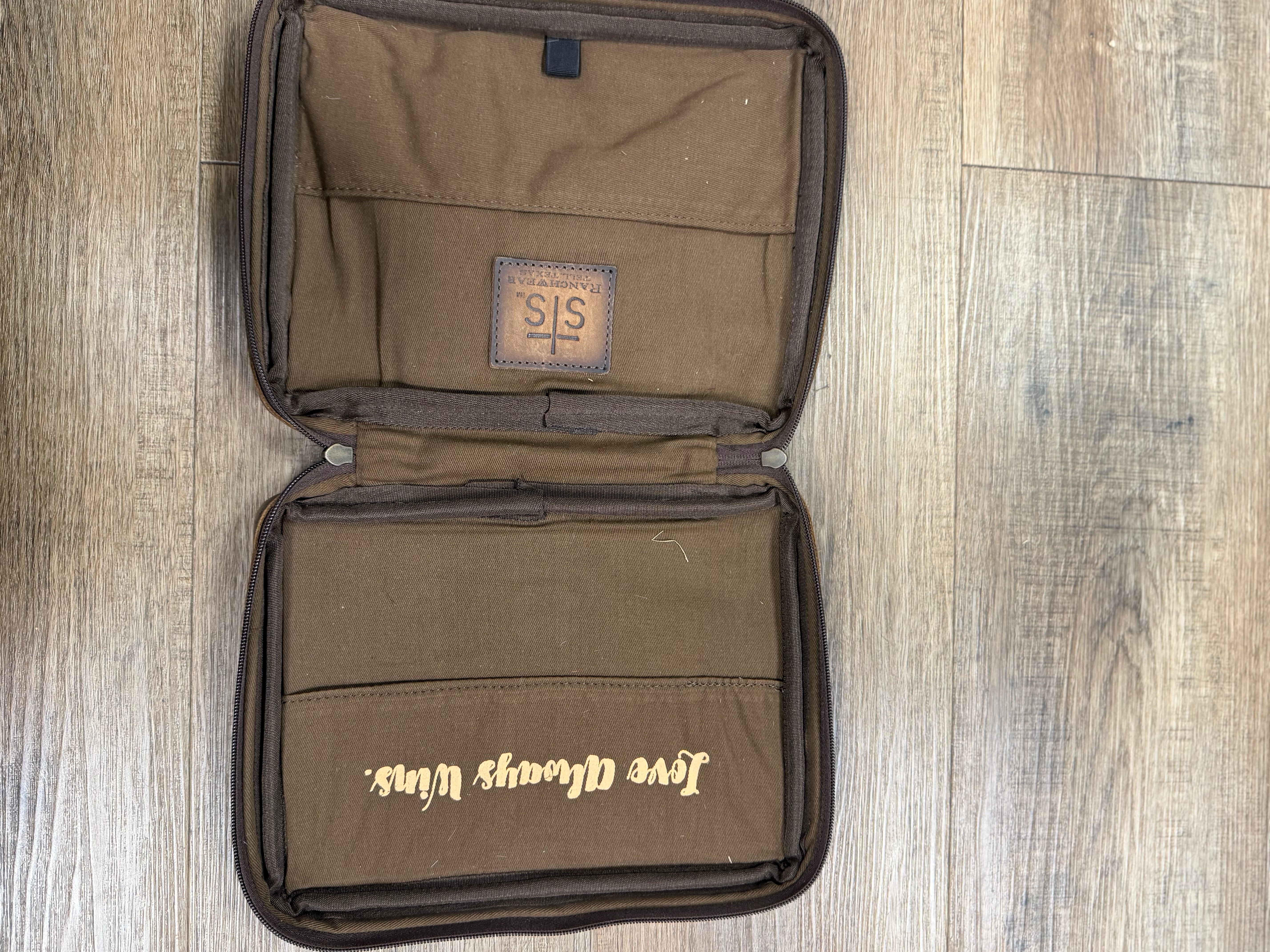 COWHIDE BIBLE COVER (JOHN)