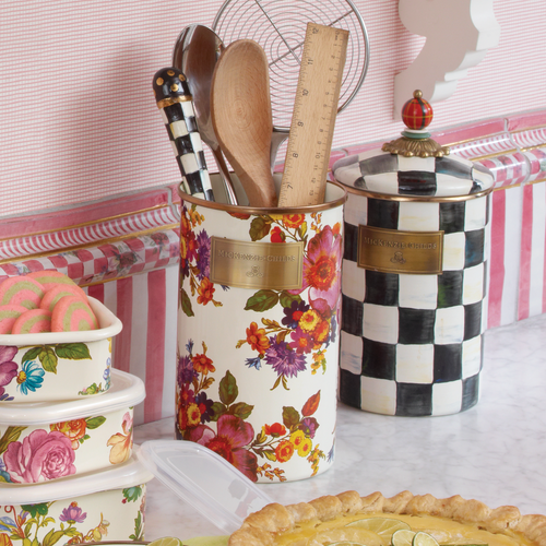 white flower market utensil holder